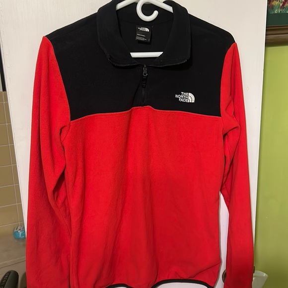 Men’s North Face Red & Black Fleece 1/4 Zip Pullover in Great Condition,Sz Small - Picture 1 of 5